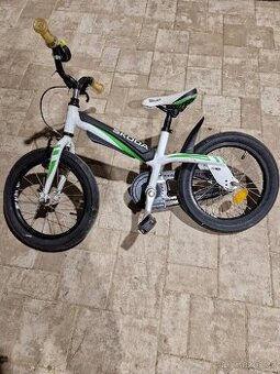 Prodám dětské kolo ŠKODA (16 palců) + kolečka