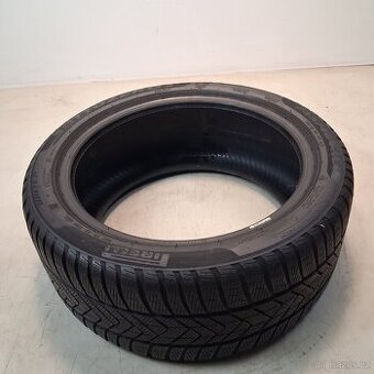 Zimní pneu Pirelli 255/40 R18 99V runflat - 1 ks