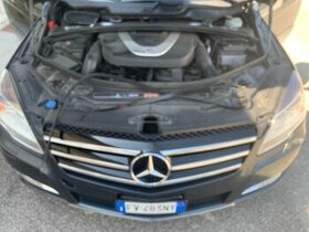 Prodám díly Mercedes Benz R w 251 320 cdi