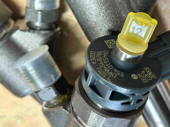 Vstřik vstřiky 1,5 nové 9828959880 0445110955