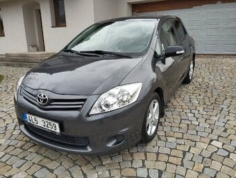 Toyota Auris 1.33 73kw, 2011, 148 tis.km, 1.majitel