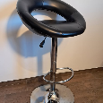 Barová židle
