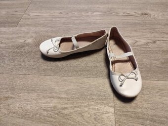 Dívčí baleríny HaM vel 30