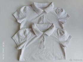 Dvě bílá trička s límečkem, vel. 128