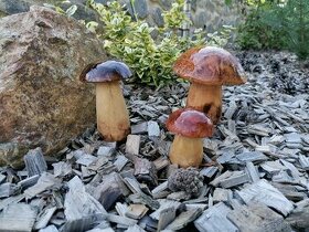 Dřevěné houby - dekorace pro vaši zahradu