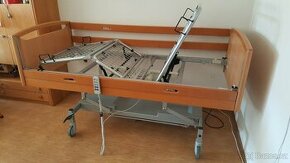 Zdravotní polohovací postel pro seniory - elektro