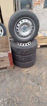Prodám pneu 195/65 r16C Barum Vanis