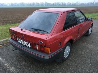 Ford Escort 1,3 1983 veterán
