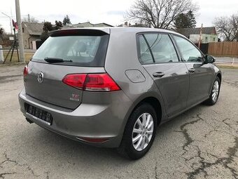 VW GOLF VII 1.4 TSI SERVISNí KNIHA 81.400 km