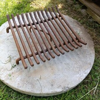 rošt do topeniště krbu grilu