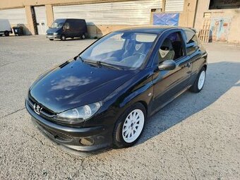Peugeotu 206 RC