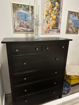 Komoda Ikea Hemnes černohnědá