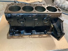 Lodni motor motor Mercruiser. 3.0 Volvo penta. Na dily.