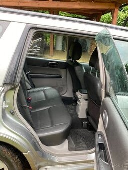 Prodám SUBARU FORESTER 2.0i,benzín,4x4. kůže, r.v.12/2007