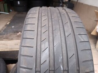 225/35 R20 KUMHO (4,5mm) č.15814