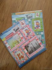 Samolepící rámečky na stěnu