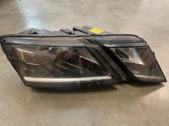 Pravý reflektor Škoda Octavia