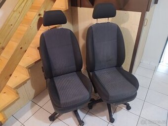 Kultovní posezení ze Škody Octavie