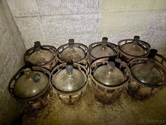 Demižon 50l s kovovým košem