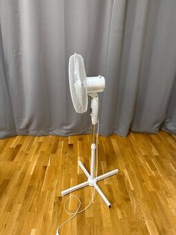 Aigostar - Stojanový ventilátor 45W/230V, 120 cm, bílý