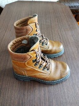 Zimní boty kožené 40