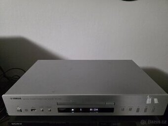Yamaha naturální sound compakt disc player CD-S300