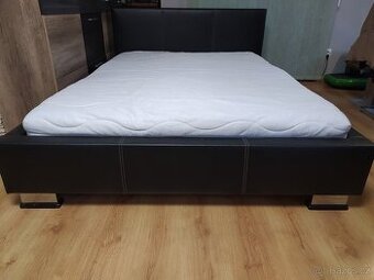 POSTEL S ROŠTEM A MOLITANOVOU MATRACÍ 140x200cm - 1
