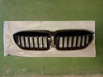 Přední maska/ledvinky BMW 3 G20/G21
