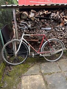 Prodám funkční kolo Favorit