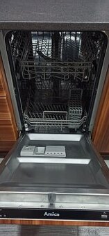 Myčka Amica - vestavná