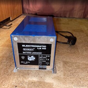 Nabíječka akumulátorů ELEKTROMATIC SCHAUDT LA110 - 1