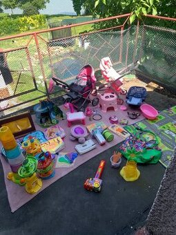 Divadlo, domino, projektor, batoh, montesori, dinosauři