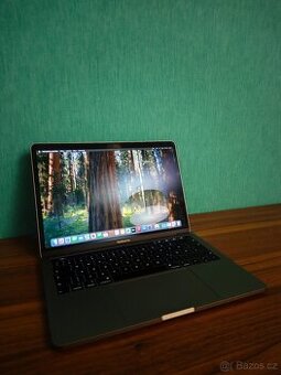 MacBook Pro 2018 | i5 • 8GB • 512GB