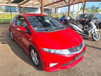 Honda Civic-S 1,3i benzin, rv 2009