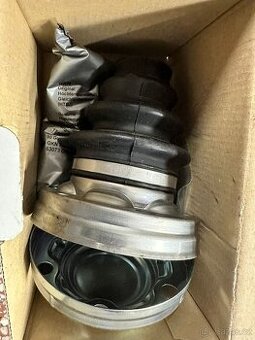 Manžeta zadní vnitřní poloosy BMW