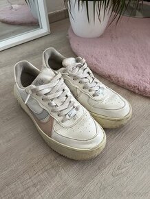 Nike AirForce 1 vel.40 - 1