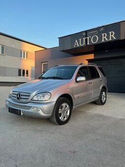 Mercedes-Benz ML400 Špeciál Edition = V8 Bi-Turbo 4x4 =