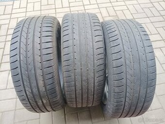 Pneu letní 215/50 R17 91V