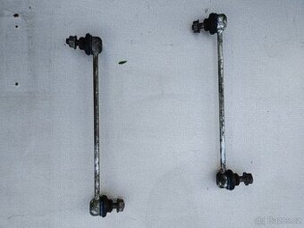 Přední stabilizační tyče (Volkswagen Jetta 2005)