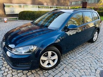 Volkswagen Golf 2.0TDI 110KW VÝHŘEV SENZORY SERVISKA
