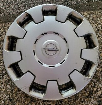 1 kus poklice Opel 15"
