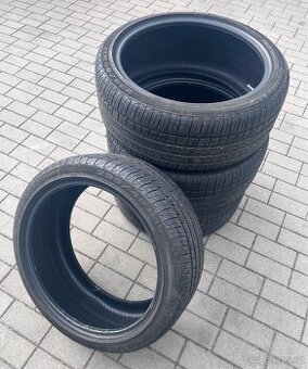 235/40 R19 - 4x letní Pirelli