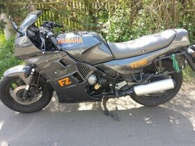 Yamaha fz 750 r.v.85