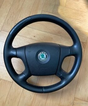Kožený volant Škoda Octavia 1,2,Fabia 2 atd