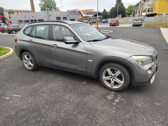 BMW X1,nová STK,2010, 318D,105KW