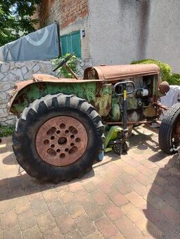 Škoda 30