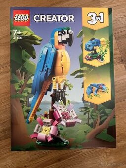 Lego papoušek 31136