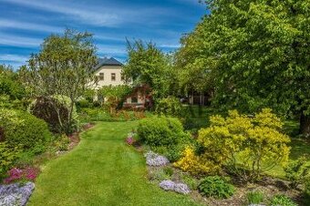 Prodej stavebního pozemku 800m2 Jivina