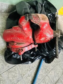 Prodám Svěrák York 150