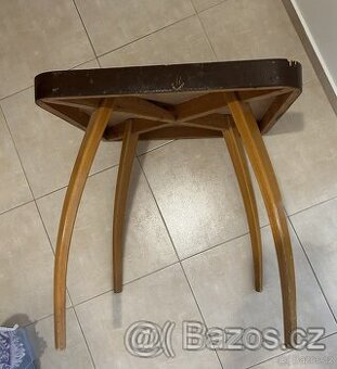 konferenční stolek Pavouk